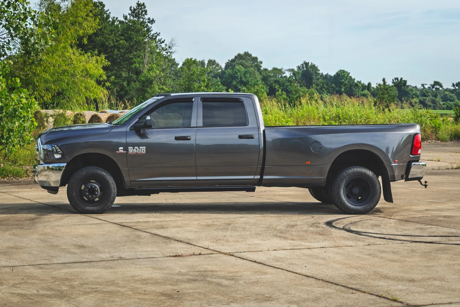 Rough Country LED Power Running Boards for 2011-2026 Ram 2500/3500 - ESR9010