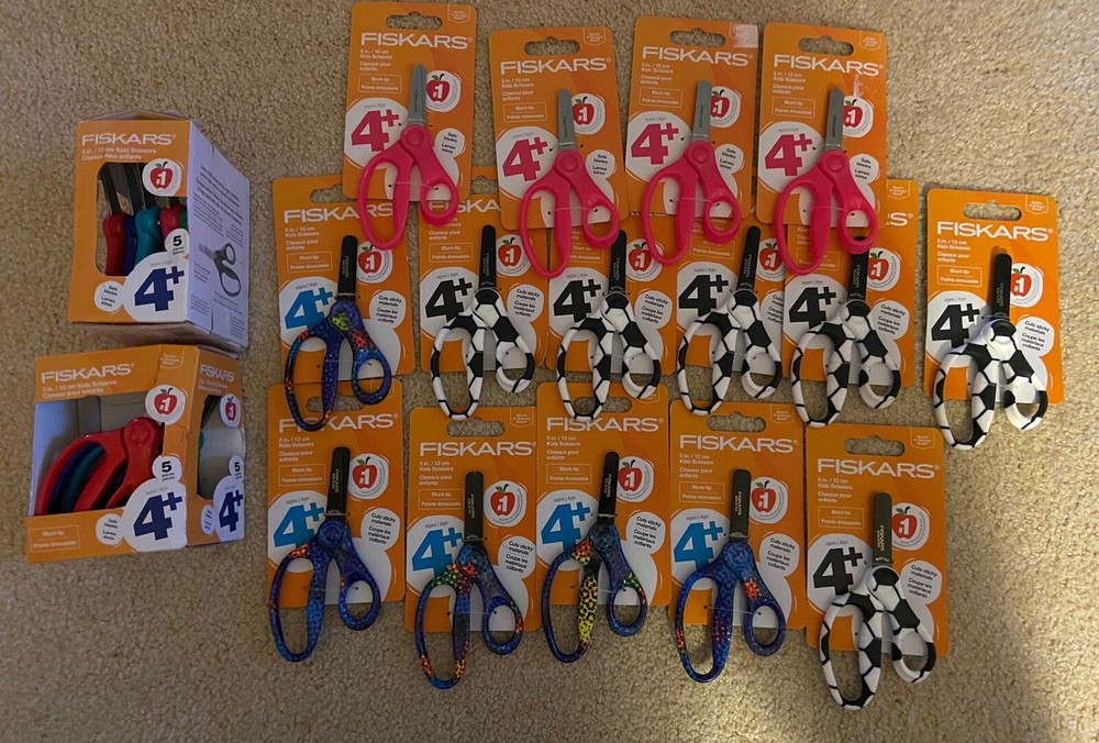 25 Pair New Fiskars Blunt Tip Kids 5” Scissors Assorted NIP