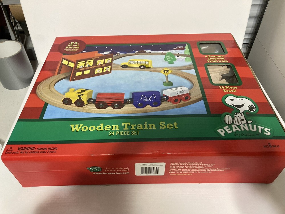 24 piece Peanuts Wooden Train Set Peanuts