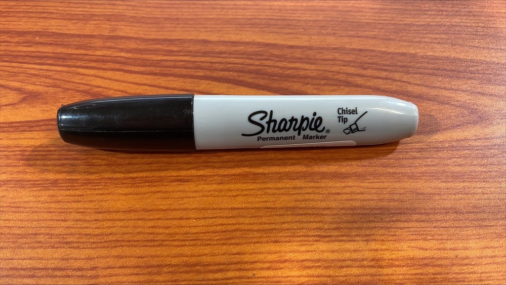 Sharpie Chisel Tip Permanent Marker Black