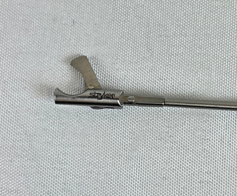 Stryker 250-080-260 Laparoscopic Insert 5mm x 33cm Hook Scissors Laparoscopy