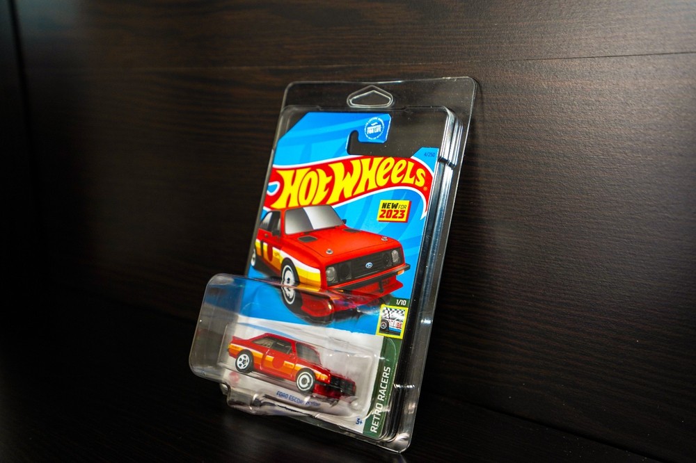 12-Pack Hot Wheels & Matchbox Clear Plastic Protector Display Cases Basic Cars