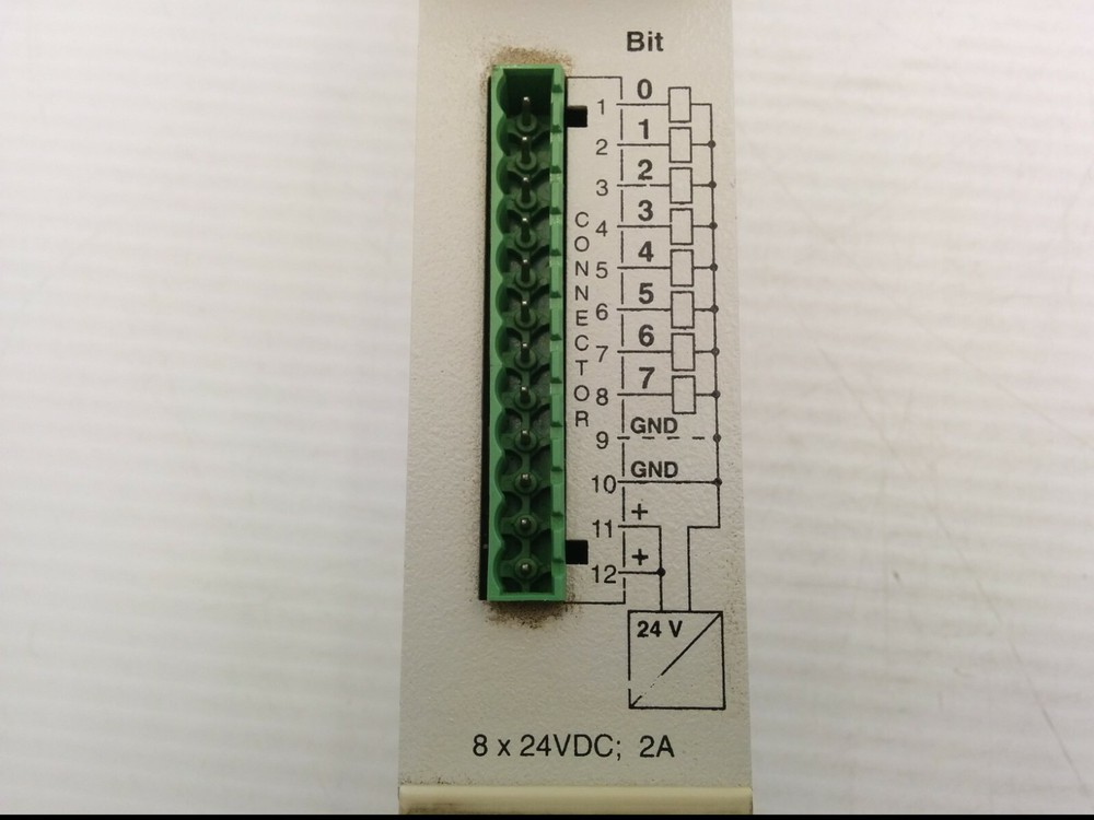 INDRAMAT RM O-02 OUTPUT MODULE, 8 CHANNELS, 24 VDC 2A