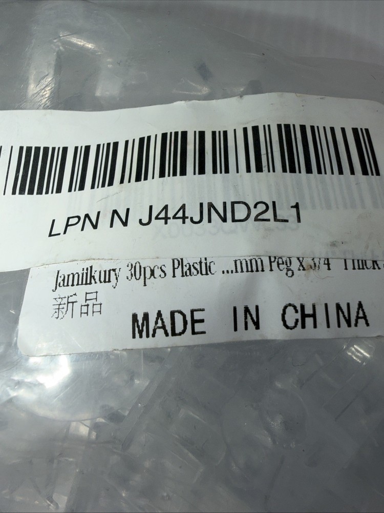Locking Cabinet Shelf Clips Shelf Support Pegs, Plastic. Quantity 29 {7}