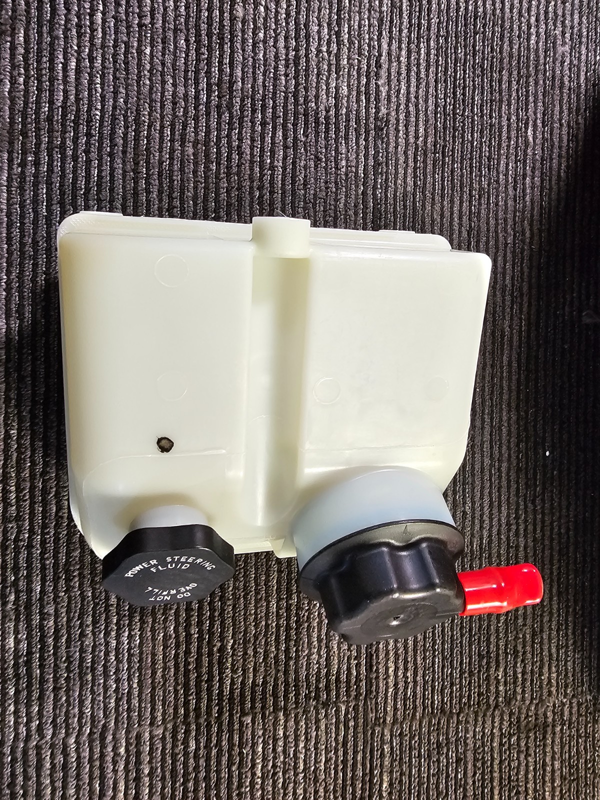 Freightliner Power Steering Reservoir A14-17924-000 For Cascadia 113 2017-2018