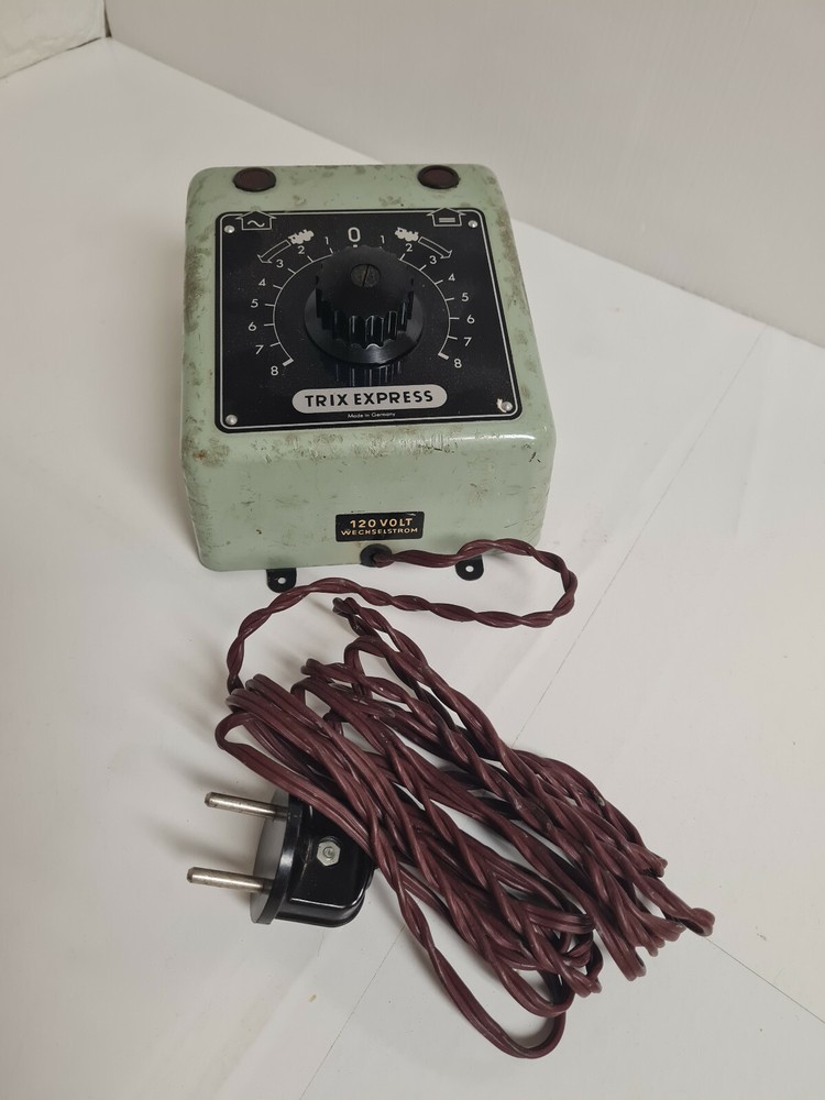 Trix Express 120 Volt Power Supply