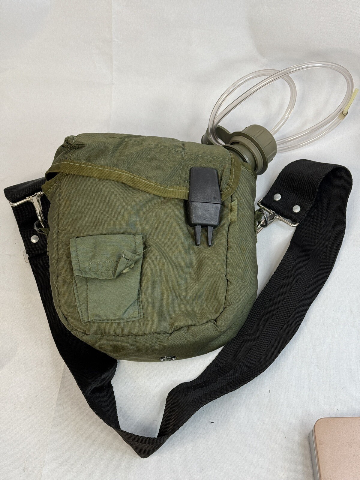 US OD 2qt bladder canteen and OD nylon case with adjustable strap W/straw Cap