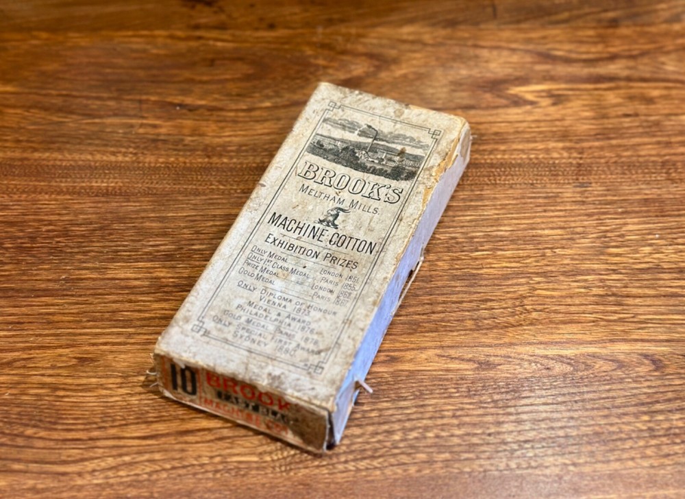 Antique Brooks Meltham Mills Machine Cotton Thread Box