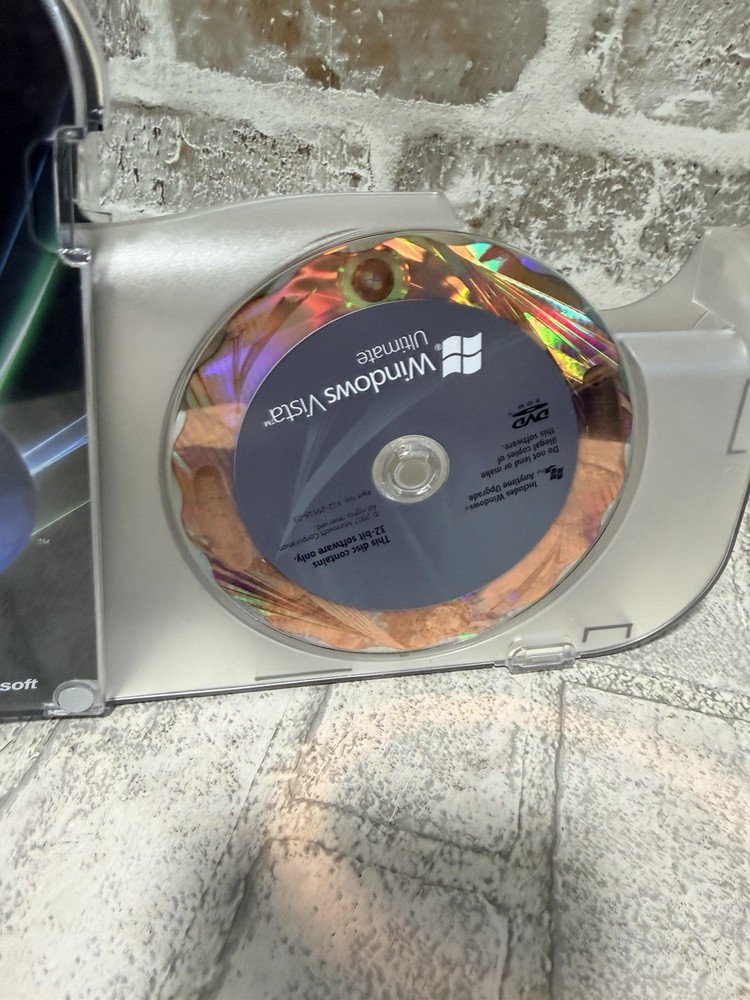 Microsoft Windows Vista Ultimate Full 32 Bit & 64 Bit DVDs Includes Retail Box!