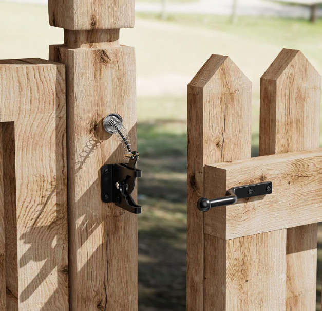 Self Locking Fence Gate Latch | Steel Post Mount w/ Cable Pull Spring Kit