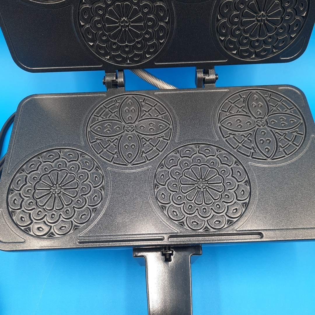 CucinaPro Piccolo Pizzelle Cookie Maker 3 1/4" Mini 220-03 New No Box Non Stick