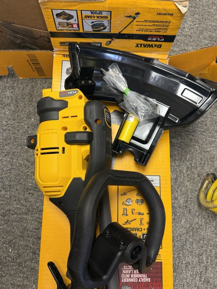 Dewalt String Trimmer 60V New 17in Capable String Trimmer (Tool Only) (Room01)