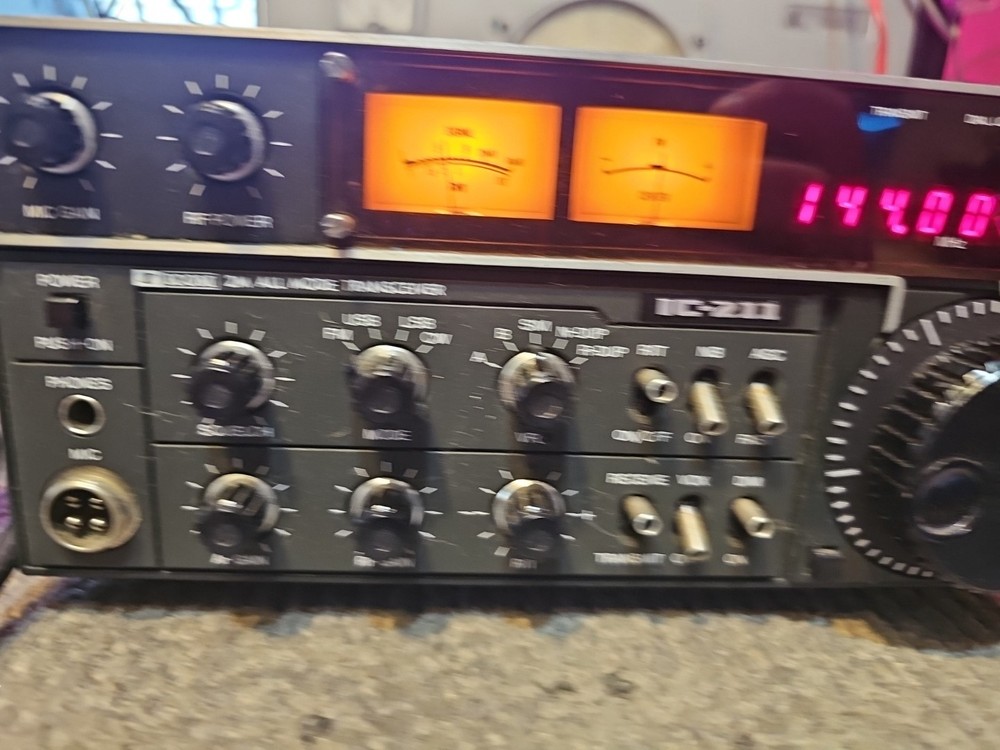 Icom IC-211E 2M All Mode With Tone Switch Installed Turns On As-is Untested