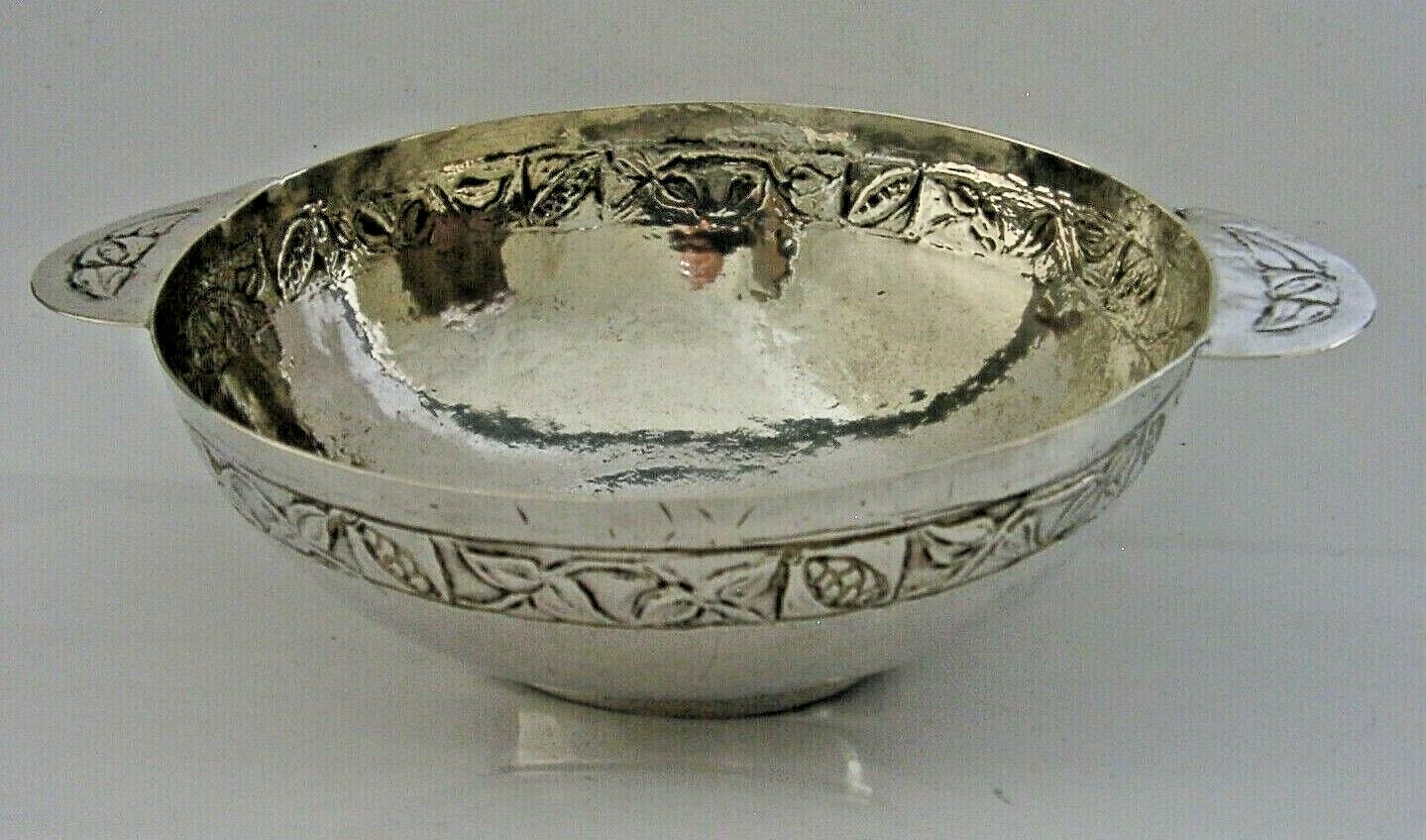 HAND MADE ENGLISH STERLING SILVER ARTS & CRAFTS STYLE BOWL 2011 LARGE 192g