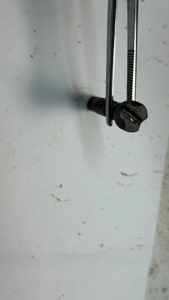 CHINESE TYPE 24 FRONT SCREW