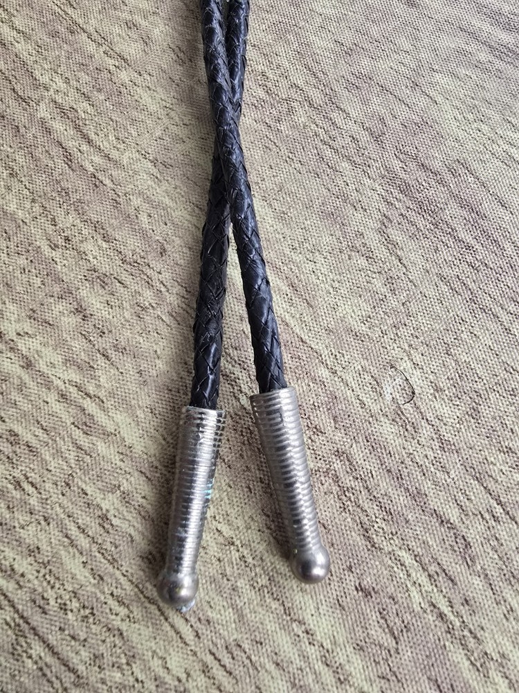 Vintage Eagle Western Bolo Silvertone Leather Tie
