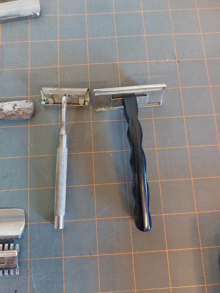 Vintage straight razors lot