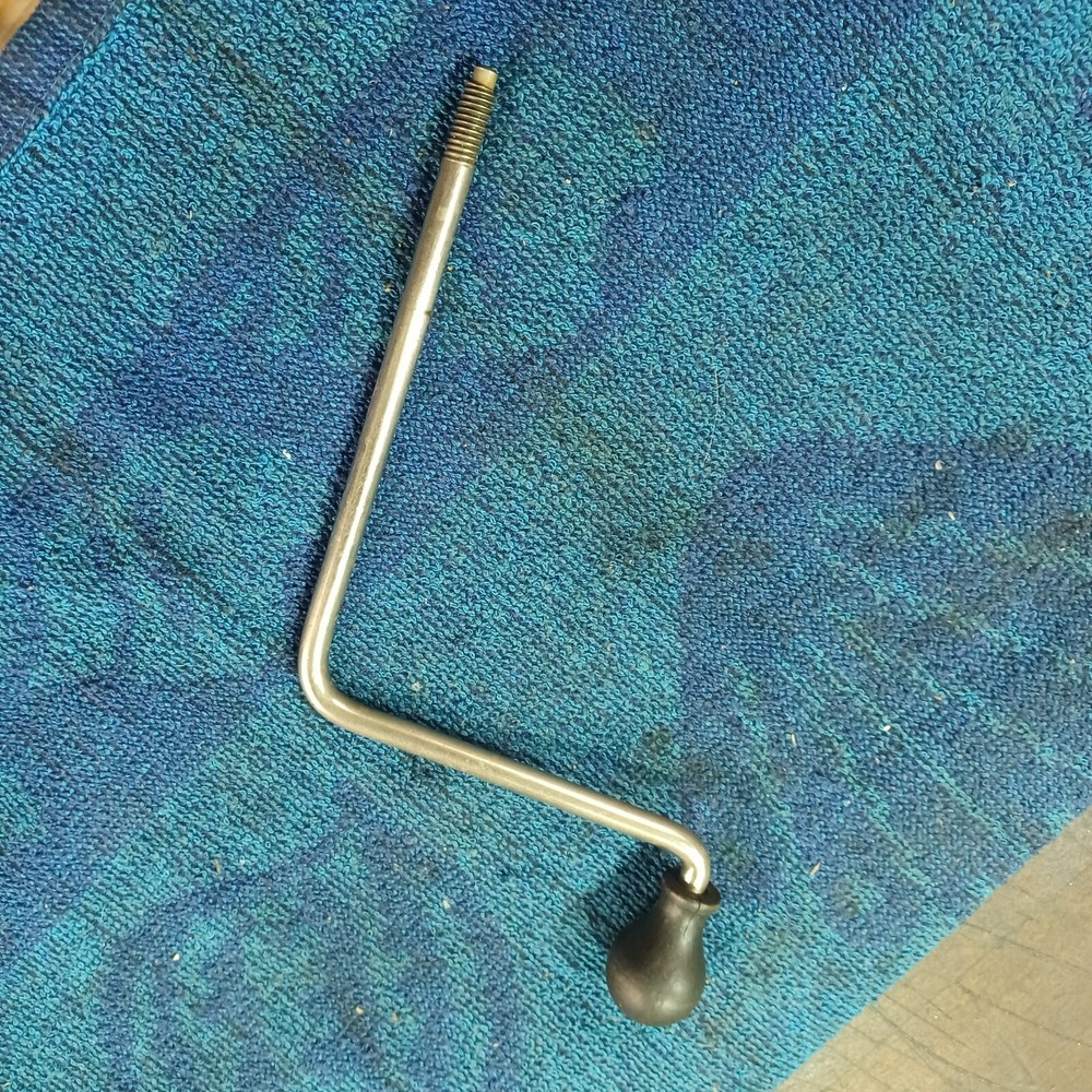 PHONOGRAPH HAND CRANK 5/16" MALE THREADED CHROME