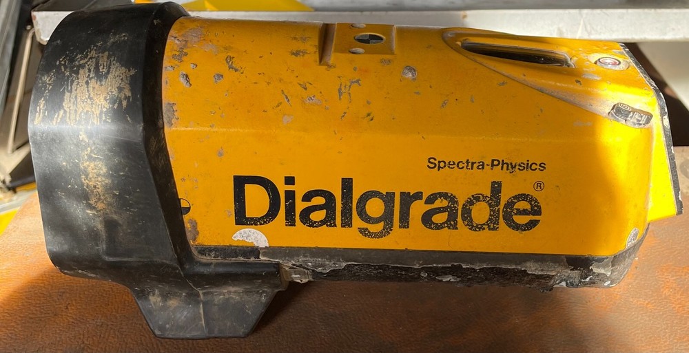 Spectra-Physics Dialgrade 1160 Pipe Laser Set With Case (Untested)