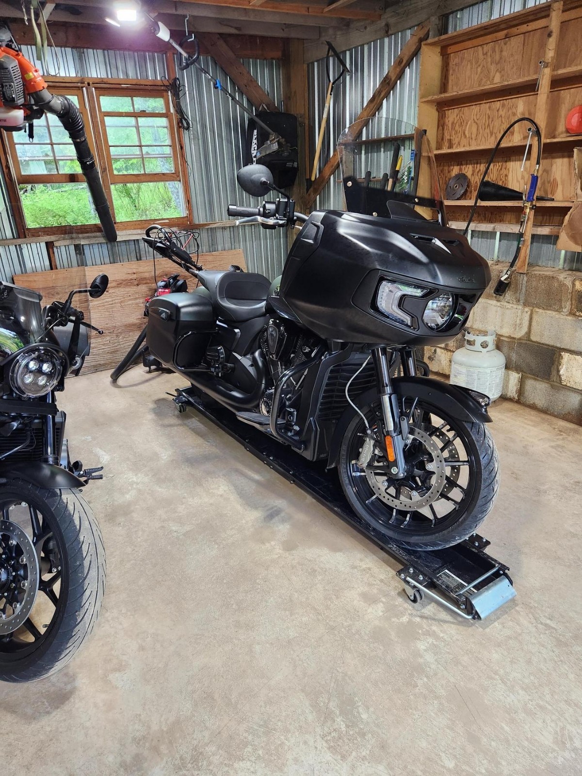 1250 lb Low Profile Motorcycle Dolly Heavy Duty Tilt Handles Garage Transport