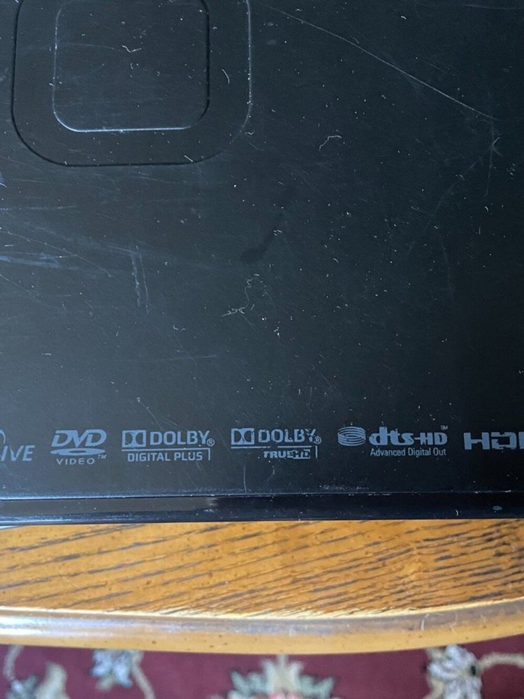 Vizio: Blu-ray Disc player with wifi connectivity