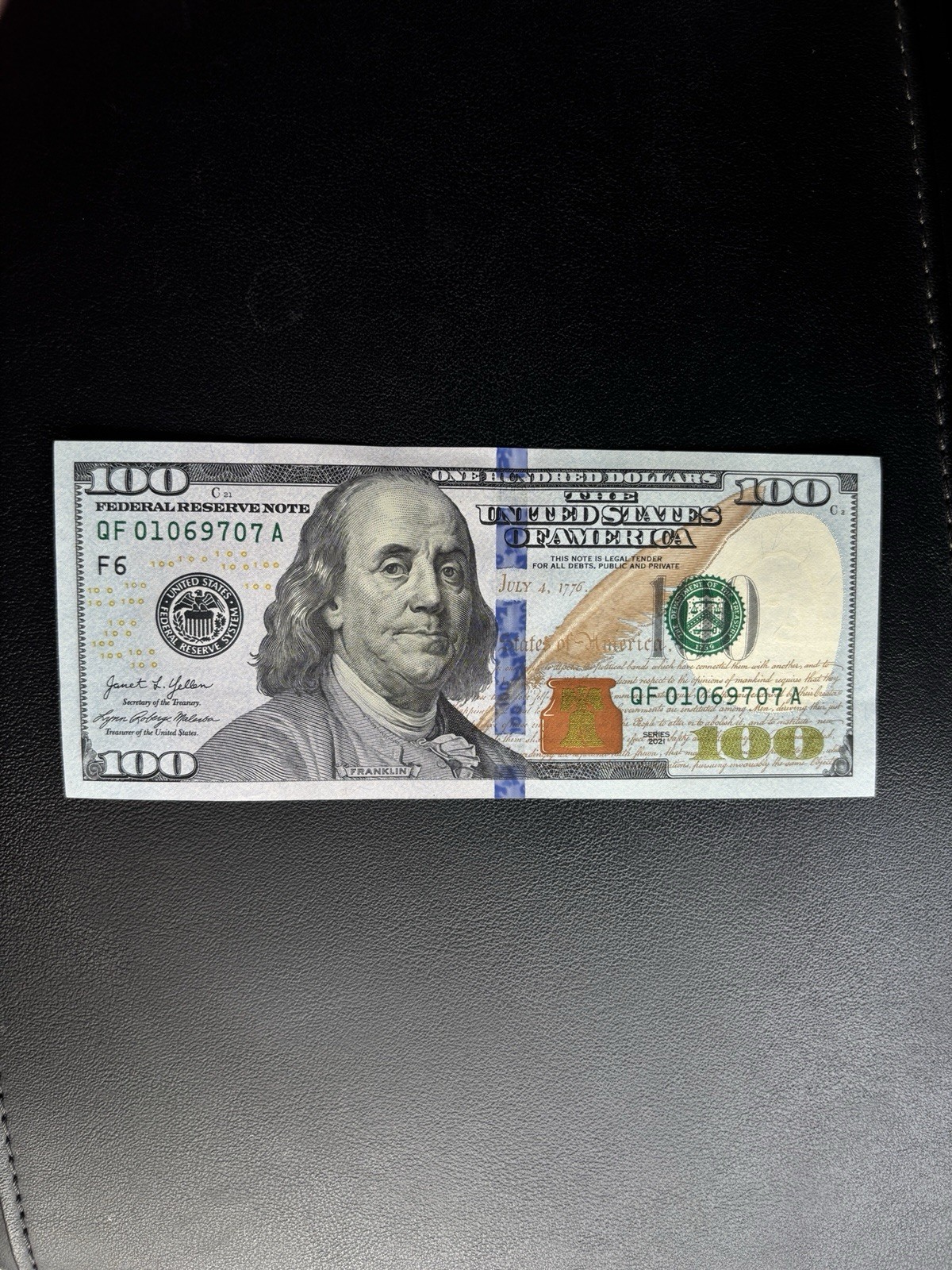 $100 Bill (One Hundred Dollar Bill) – Lightly Circulated- 2021 Series