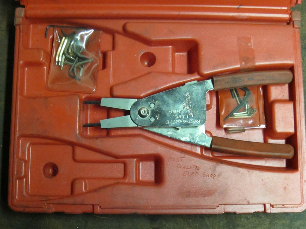 Hi-Tech USA Model 1265-K Snap Ring Adjustable Reversible Pliers Kit w/Tips 1 Pc