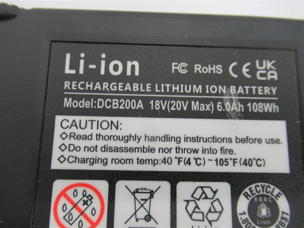 DCB200A , 20 volt , Lithium Ion Battery Ah 6.0