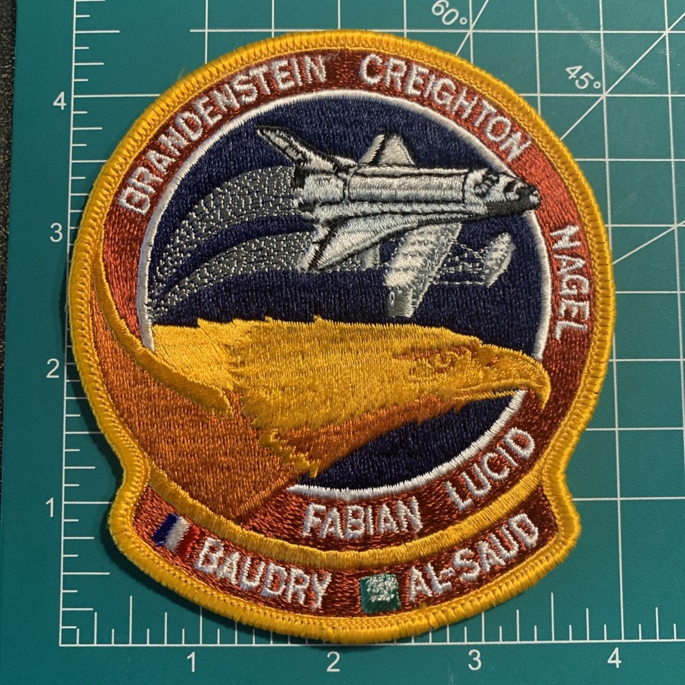 1985 Discovery STS-51-G (STS-25) Shuttle vintage embroidered patch 1B