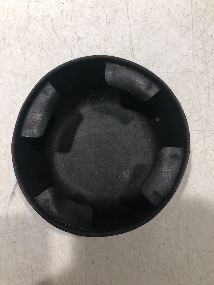 02-09 TRAILBLAZER ENVOY BRAVADA CONSOLE 3PC. RUBBER CUP HOLDER RUBBER INSERT OEM