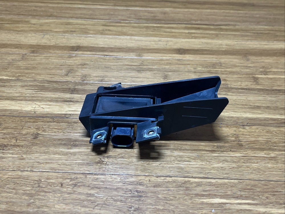 2017-2019 Porsche 911 Rear Left Blind SPot Radar Sensor Module With Bracket OEM