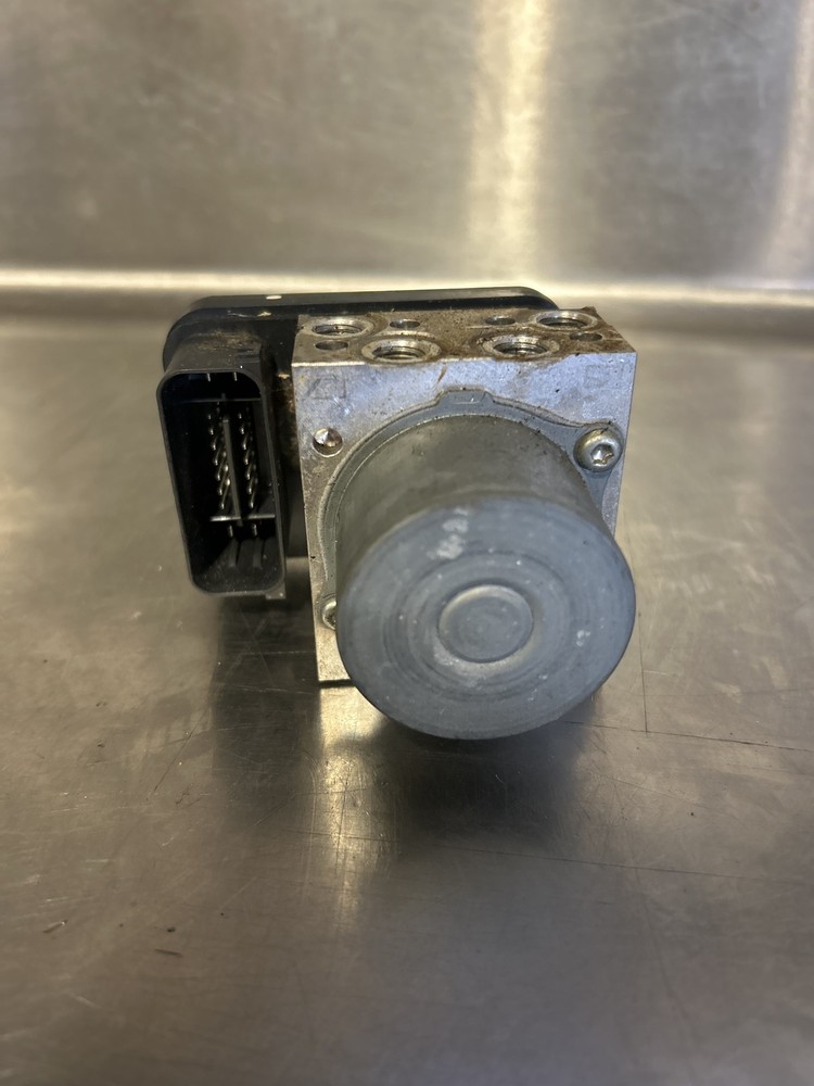 2017-20 YZF-R6 OEM ABS PUMP UNIT MODULE #2131