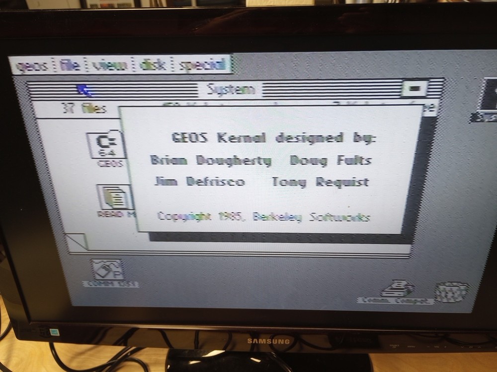 Commodore 64 / C64 Geos System (1985) Diskettes - Berkeley Software