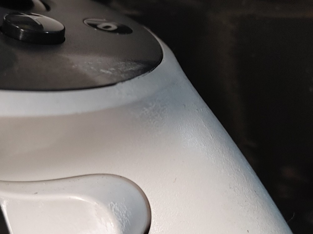 Genuine Oculus Meta Quest 2 VR Left and Right Controllers