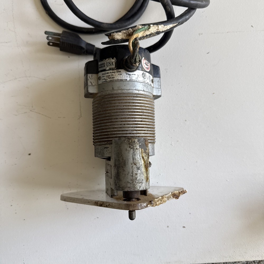 vintage Porter-Cable Model 3102 HD laminate trimmer with offset base.