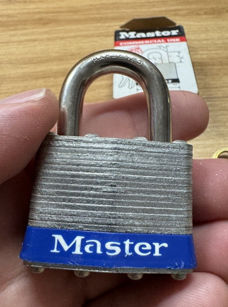 Master Lock | Laminated Padlock