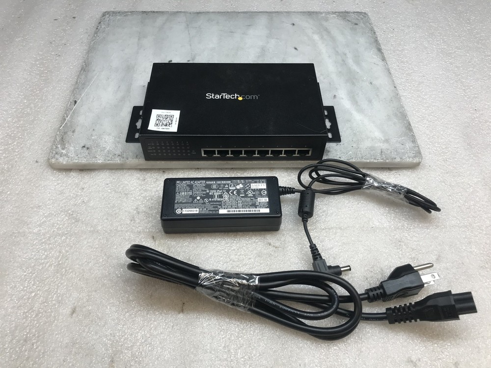 StarTech ISE8100POE Unmanaged POE Ethernet Switch - Power Cable Inc