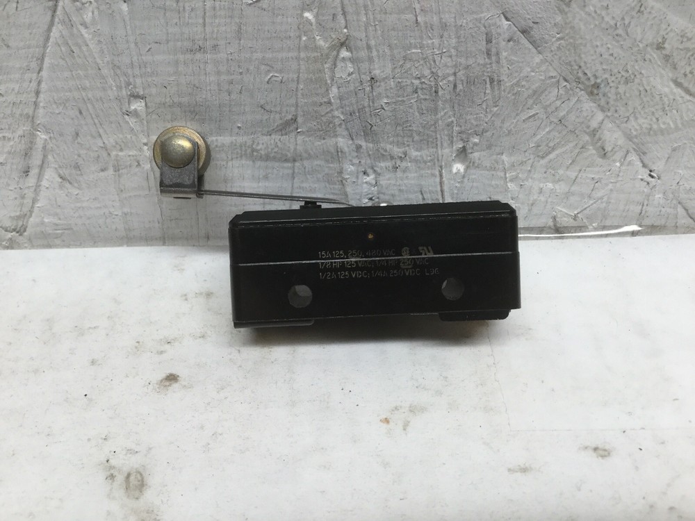 Micro Switch BZ-2RL2 Roller Lever Limit Switch 15A 125, 250 or 480 VAC