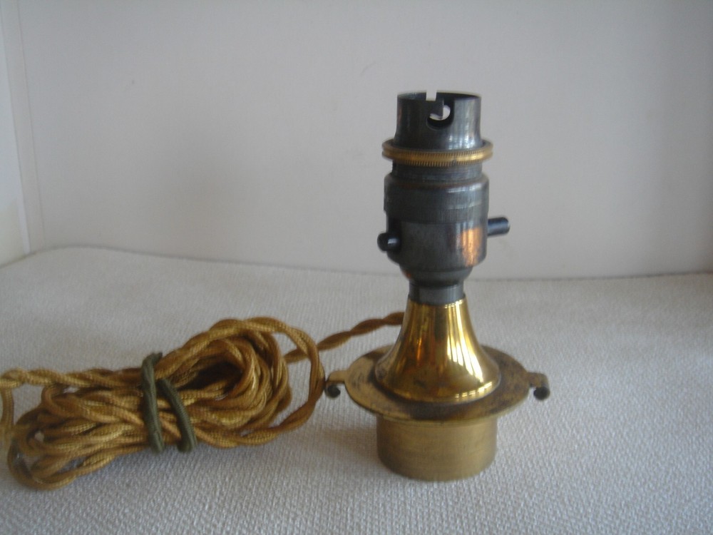 Antique. Hinks & Son. Electric converted Lamp socket