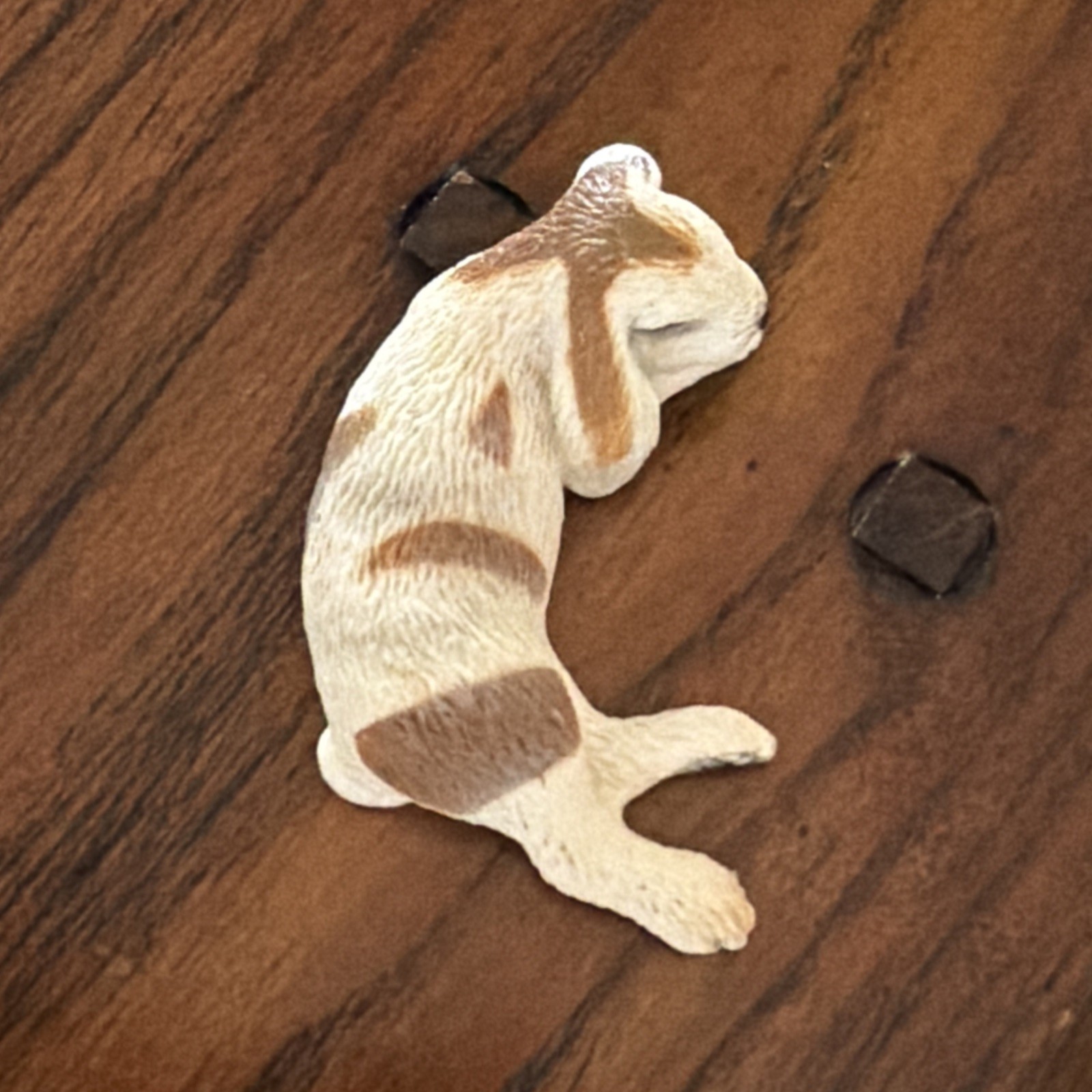 Schleich Rabbit Bunny Figure Lying Dwarf Lop Toy 2010