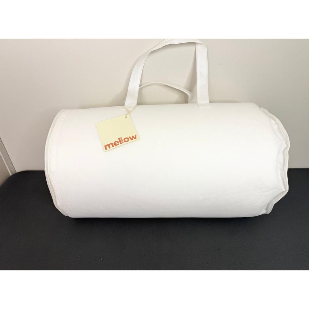 Mellow MarshMellow Comforter Queen Size White NWT 60x80