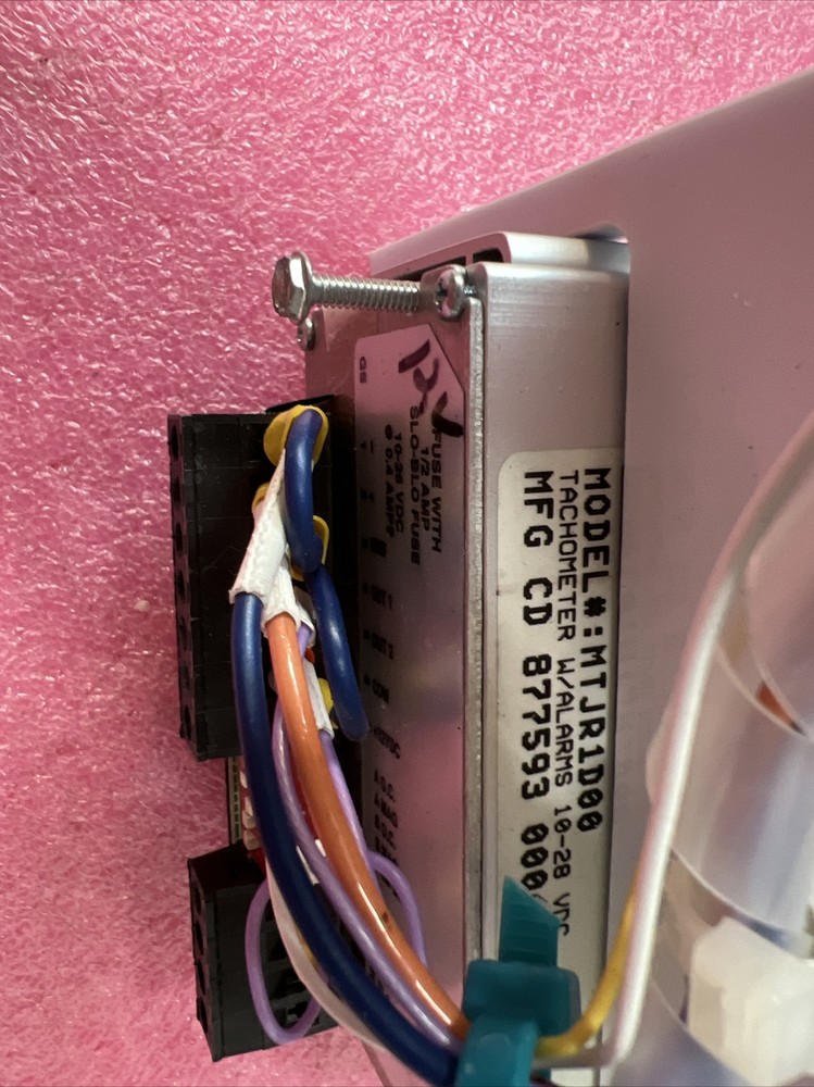 Dynaper Tachometer MTJR1D00