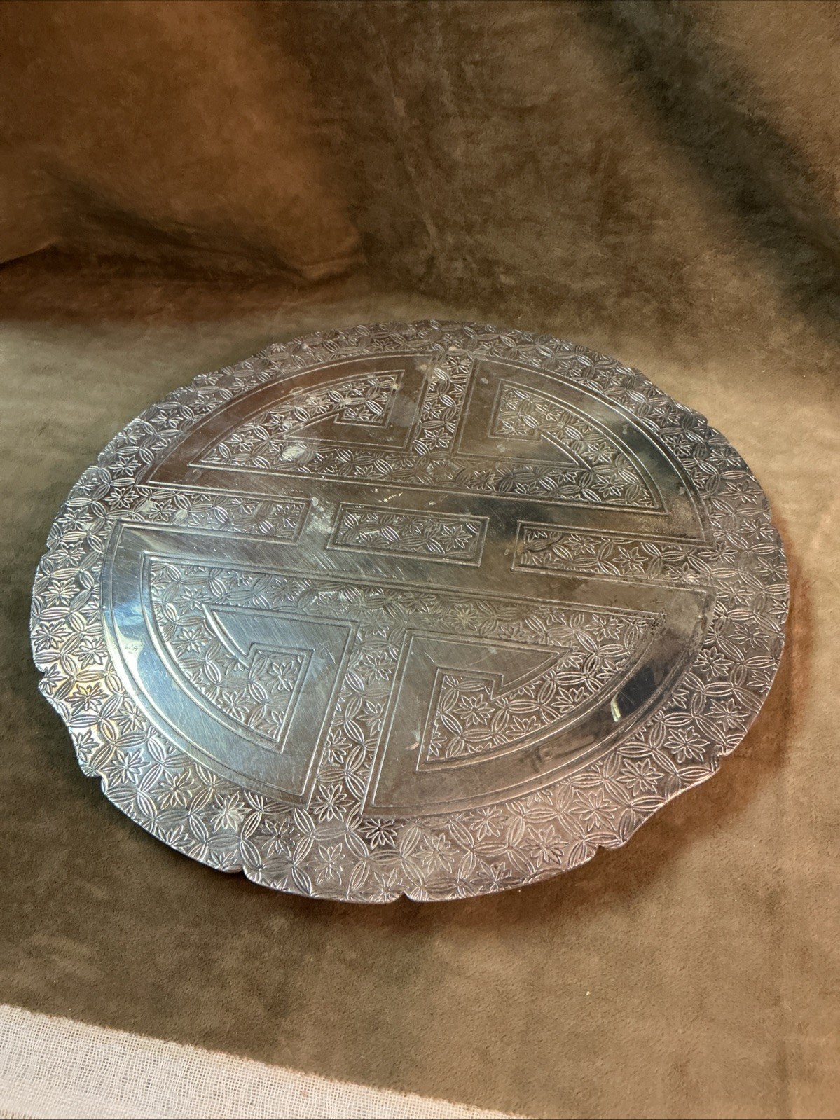 Vintage Gorham Silver Plated Large Size Footed Trivet/Hot Plate Floral Design