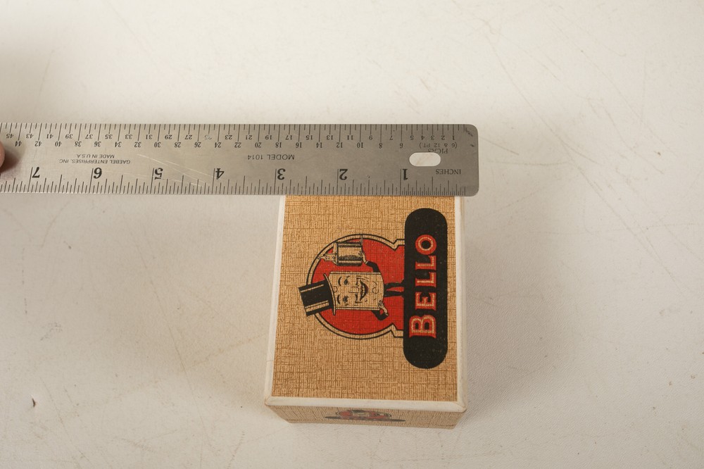Bellow Razor Sharpener (C3L) For Gillette (JSF6) NOS New Excellent Graphics Box