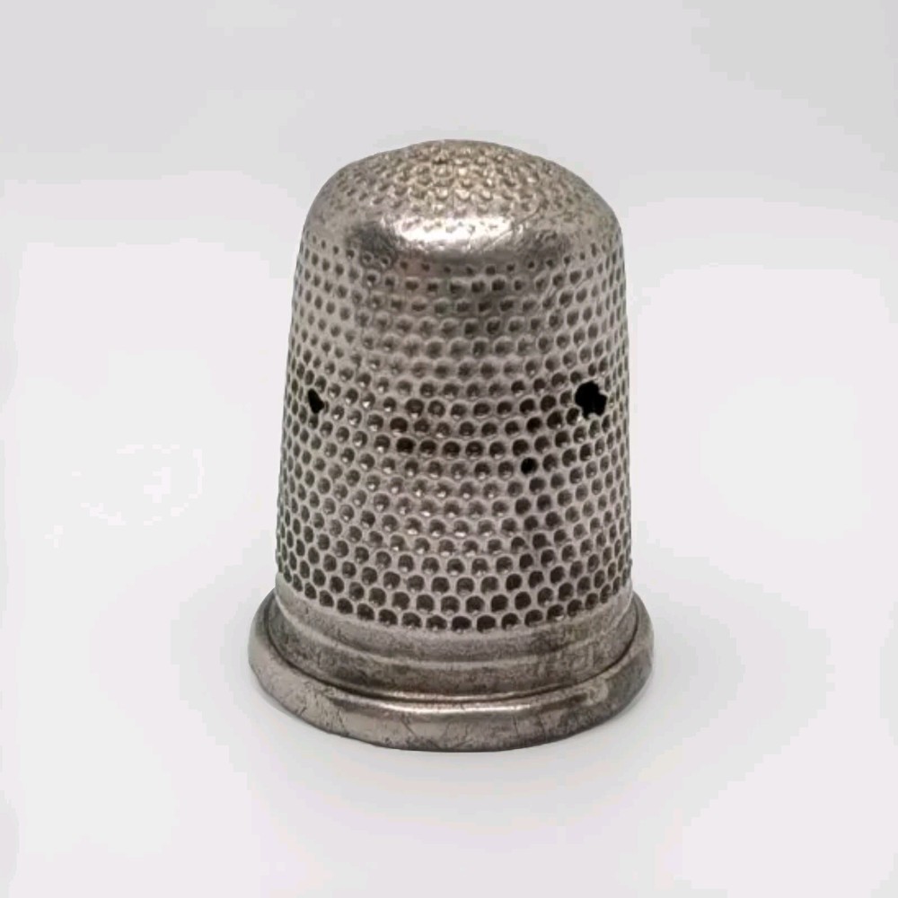 Silver(?) Antique Thimble NO HALLMARKS