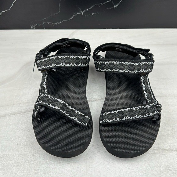 Pulltop Jolin Men’s Sandal Black/White sz 4