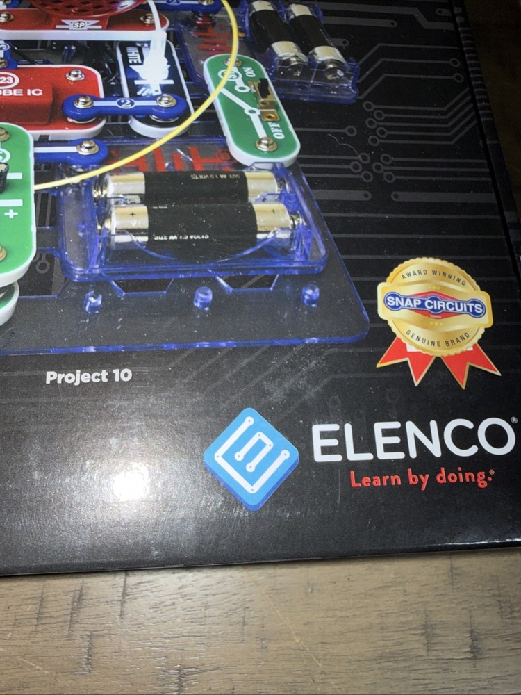 Snap Circuits LIGHT Electronics Exploration Kit Opened Box SCL-175 Fiber Optics