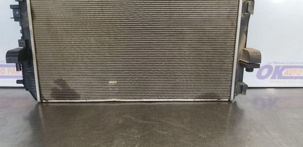 18 DODGE RAM 2500 6.4L RADIATOR ASSEMBLY
