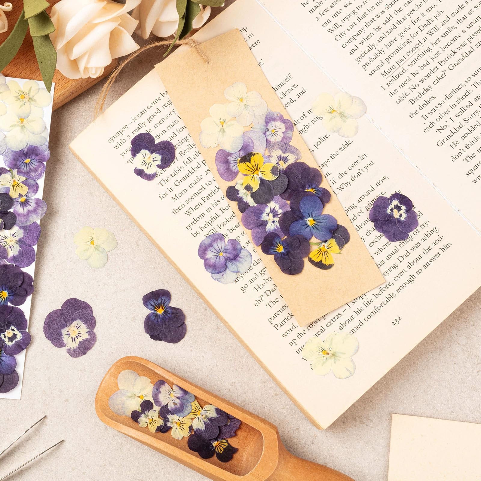 60Pcs Dried Pressed Pansies Flowers for Cake Decorating, Purple, Purple