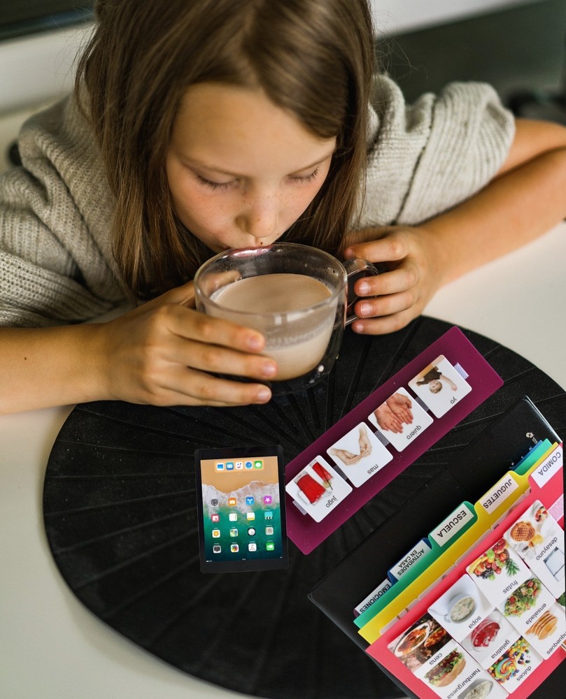 Small Real Visual Communication Book ADHD-Autism Picture Exchange Learning Tool